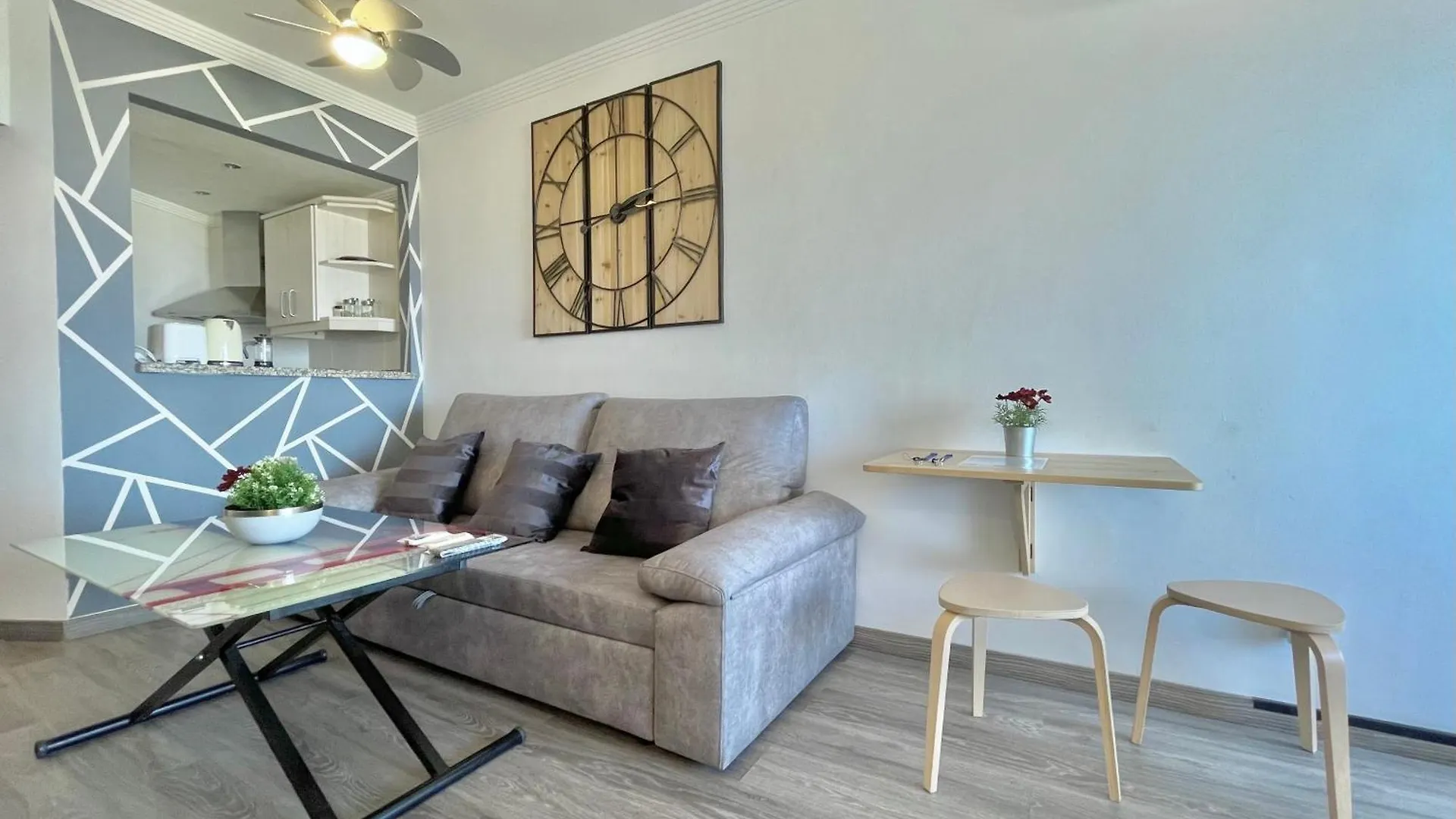 Lafrenchtouch - Moderno Y Acogedor Estudio Vista Mar 托雷莫利诺斯